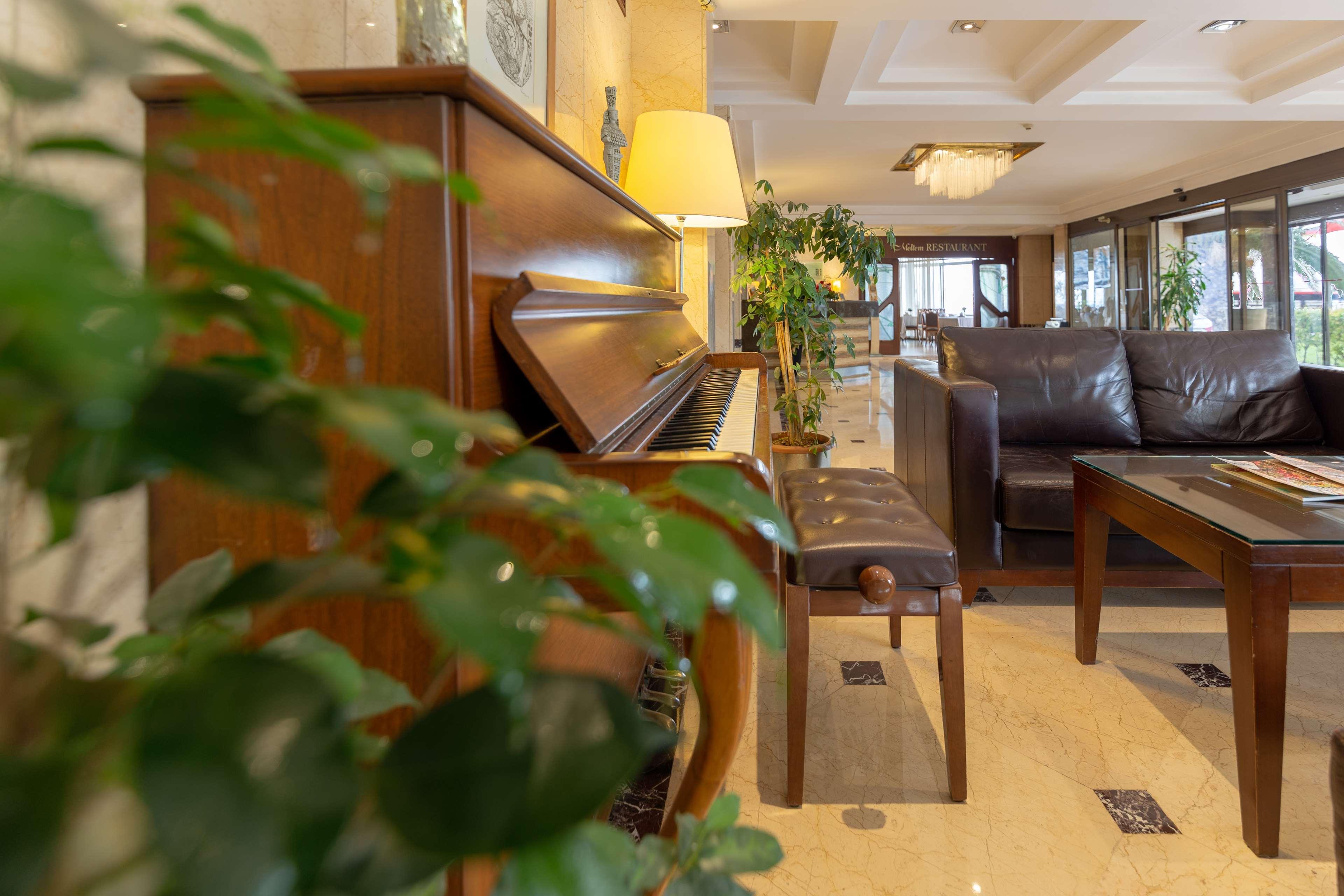 Best Western Plus Hotel Konak Esmirna Exterior foto