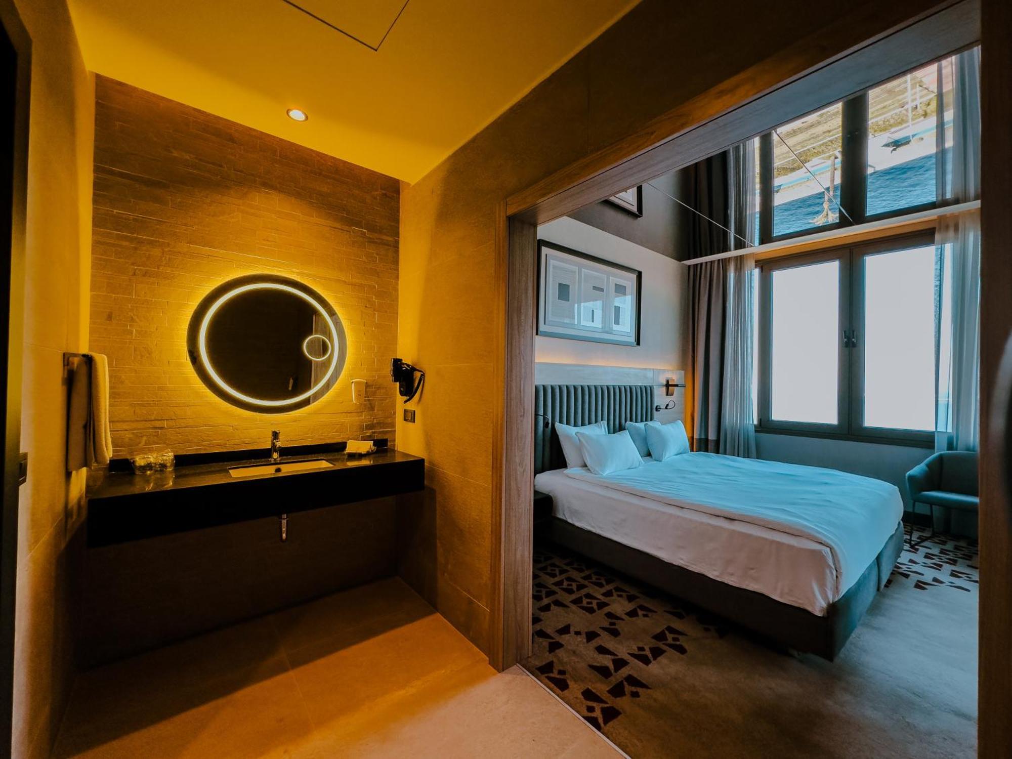 Best Western Plus Hotel Konak Esmirna Exterior foto