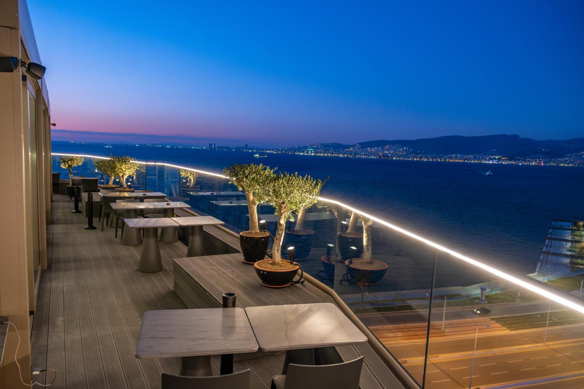Best Western Plus Hotel Konak Esmirna Exterior foto